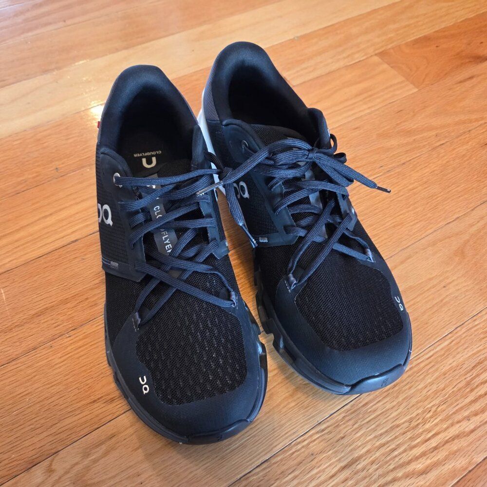 On Cloudflyer Mens Running Shoes *Different Sizes Left Size 12.5 Right Size 11.5 - Picture 2 of 14